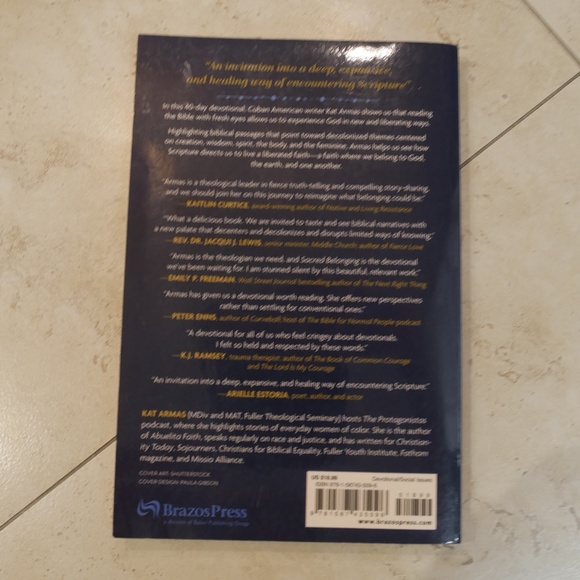 Sacred Belonging - A 40 Day Devotional by Kat Armas (2023)~ - Picture 4 of 10